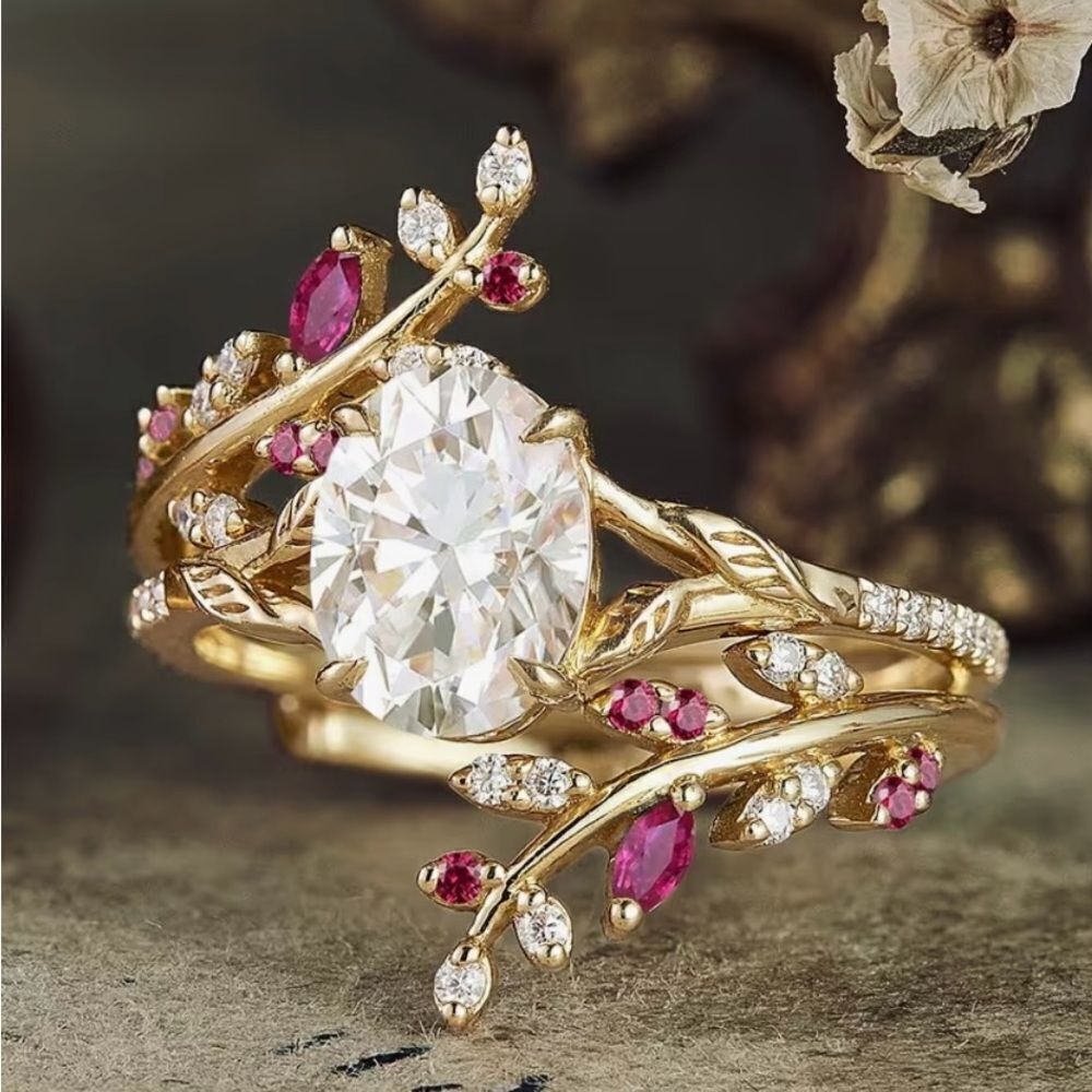 🩷 NEW Elegant Gold and Ruby Red Gemstone Ring Set Size 8 🩷